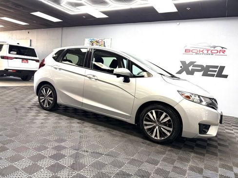 Used 2016 Honda Fit EX image 2