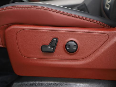 Used 2025 RAM 1500 Rebel image 29