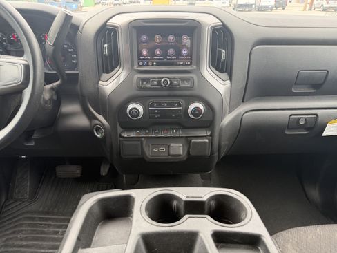 Used 2024 GMC Sierra 1500 Pro w/ Graphite Edition AWD/4WD image 13