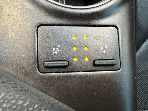 Certified 2022 Toyota Camry XLE image 20