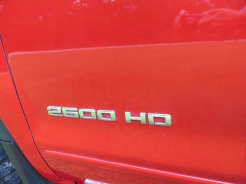 Used 2019 GMC Sierra 2500 SLE AWD/4WD image 11