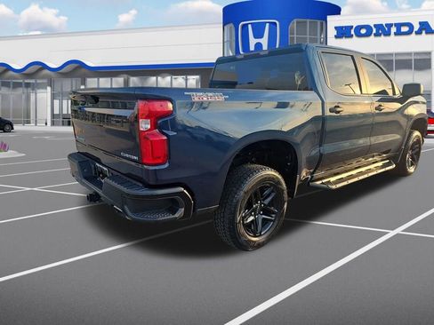 Used 2019 Chevrolet Silverado 1500 Custom Trail Boss w/ Custom Convenience Package image 9
