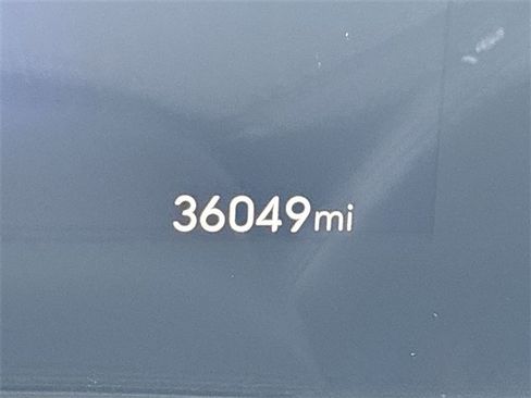 Certified 2024 Buick Encore GX Avenir w/ Avenir Convenience Package image 12