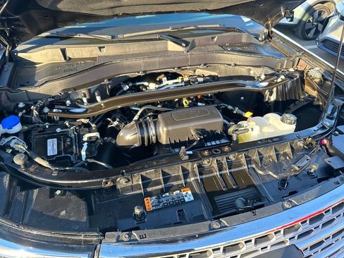 Used 2023 Ford Explorer Limited w/ Limited Technology Package image 48