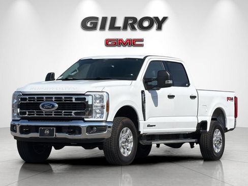 Used 2024 Ford F250 XLT AWD/4WD image 7