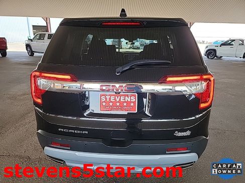 Used 2023 GMC Acadia SLE image 9