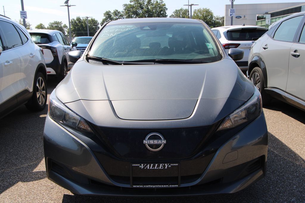 Used 2025 Nissan Leaf S FWD image 2