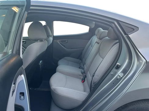 Used 2013 Hyundai Elantra GLS w/ Preferred Pkg image 18