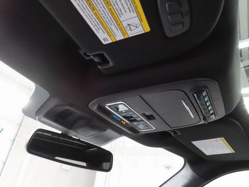 Used 2025 Ford F250 Platinum image 26