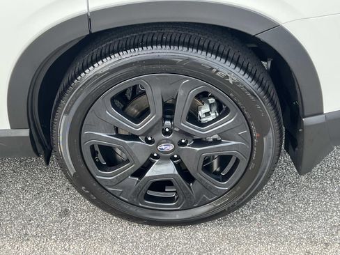 Certified 2025 Subaru Ascent Bronze Edition w/ Onyx Package image 19