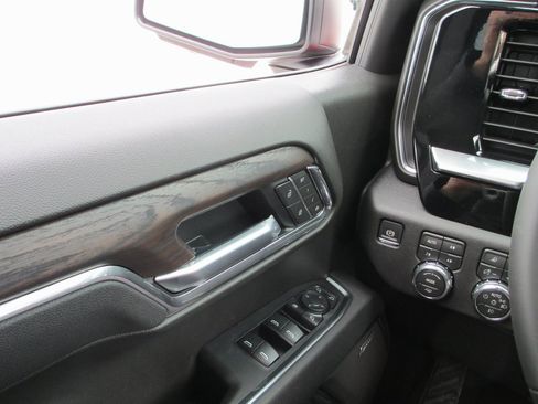 New 2026 GMC Sierra 1500 SLT w/ SLT Premium Plus Package image 16