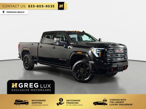 Used 2025 GMC Sierra 2500 AT4 AWD/4WD image 1