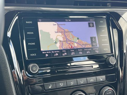 Certified 2022 Volkswagen Passat 2.0T R-Line image 12