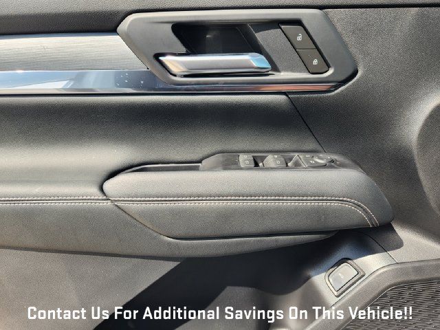 New 2027 GMC Terrain Elevation w/ Elevation Premium Package FWD image 17