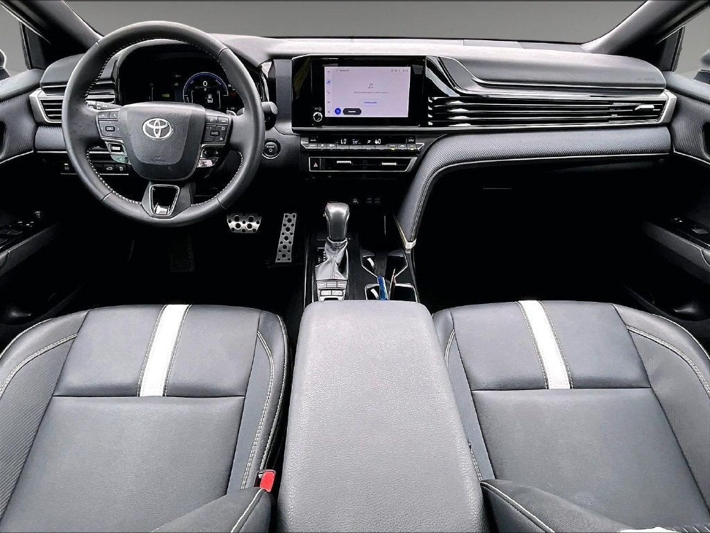 Used 2026 Toyota Camry SE FWD image 21