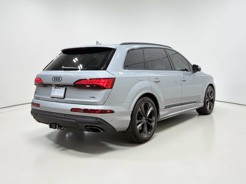 Used 2025 Audi Q7 3.0T Prestige AWD/4WD image 16