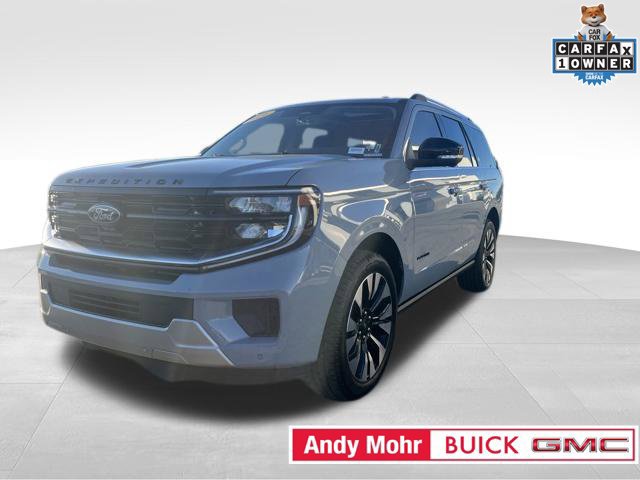 Used 2026 Ford Expedition Platinum w/ Driver's Package AWD/4WD image 4
