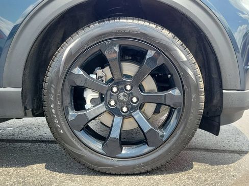 Certified 2024 Ford Explorer ST-Line w/ Class IV Trailer Tow Package AWD/4WD image 9