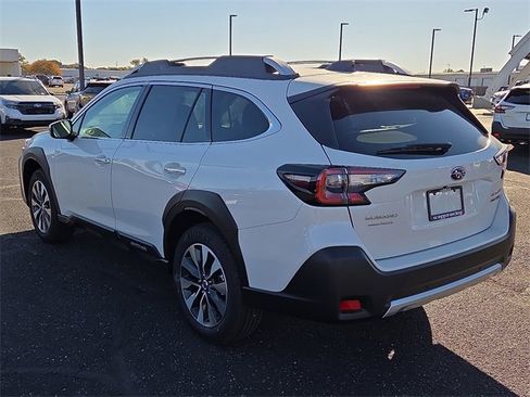 New 2025 Subaru Outback Touring XT image 3