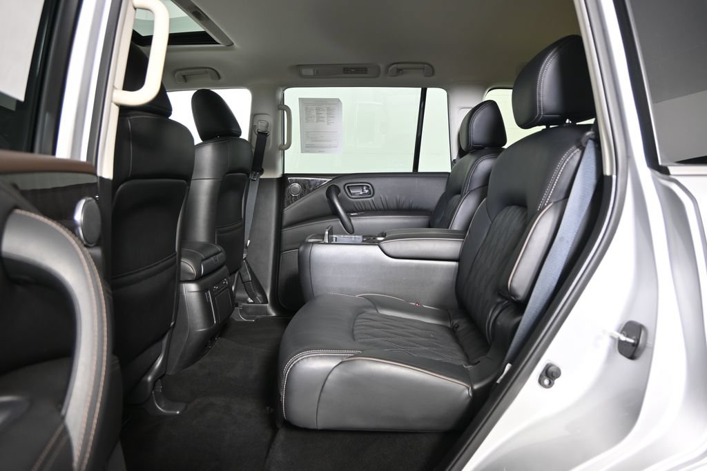 Used 2024 Nissan Armada Platinum w/ Captain's Chairs Package AWD/4WD image 19