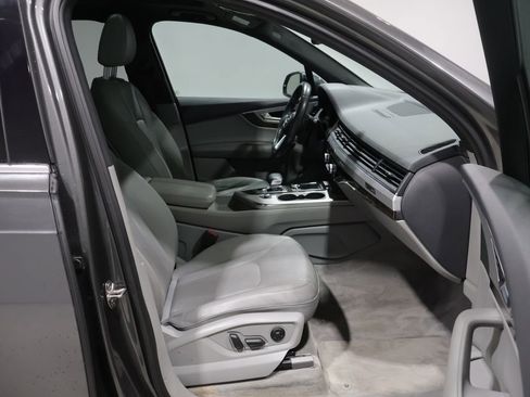 Used 2019 Audi Q7 2.0T Premium Plus AWD/4WD image 24