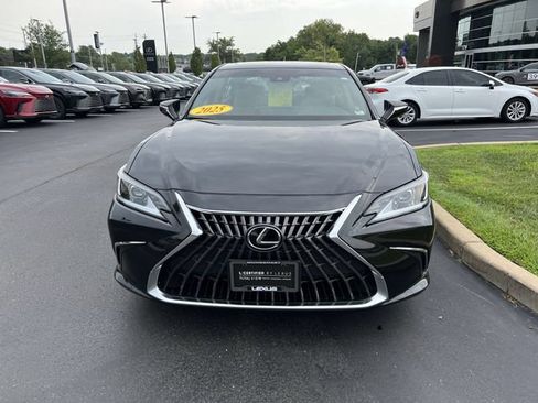 Used 2025 Lexus ES 350 w/ Premium Package FWD image 7
