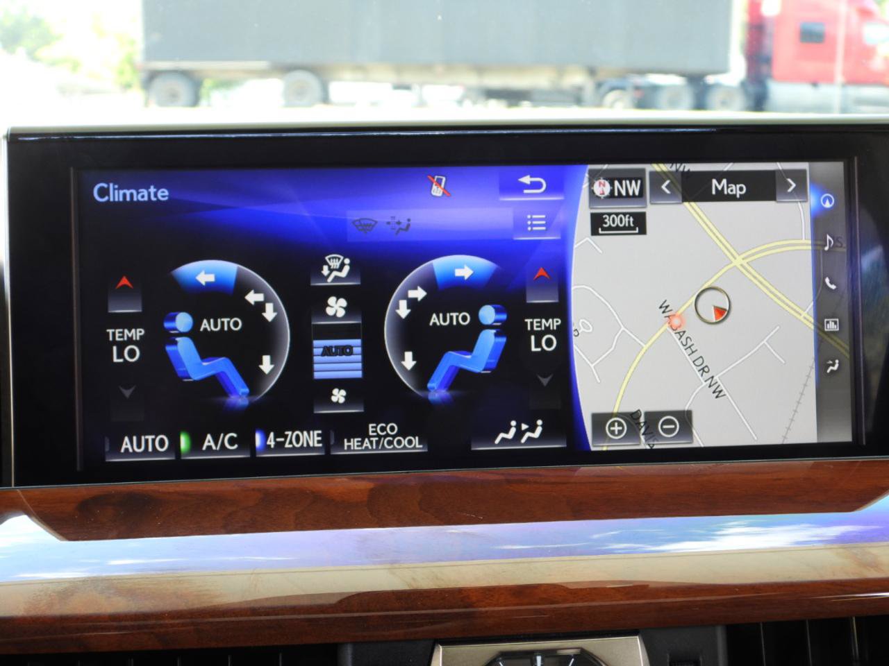 Used 2016 Lexus LX 570 4WD image 93