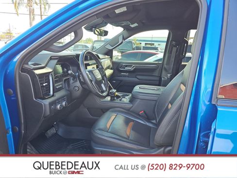Used 2022 GMC Sierra 1500 AT4 w/ AT4 Premium Package image 9