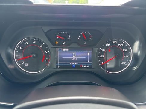 Used 2023 Chevrolet Camaro LT image 42