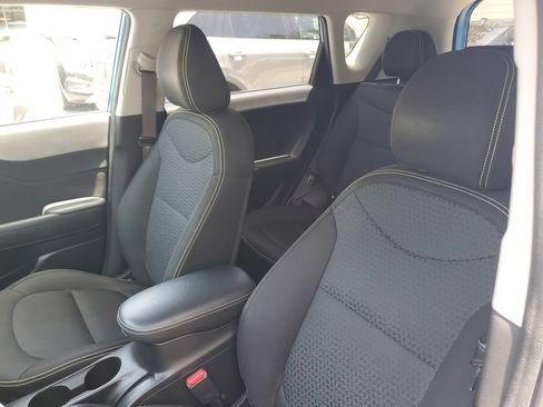 Used 2016 Kia Soul + w/ Designer's Package FWD image 20