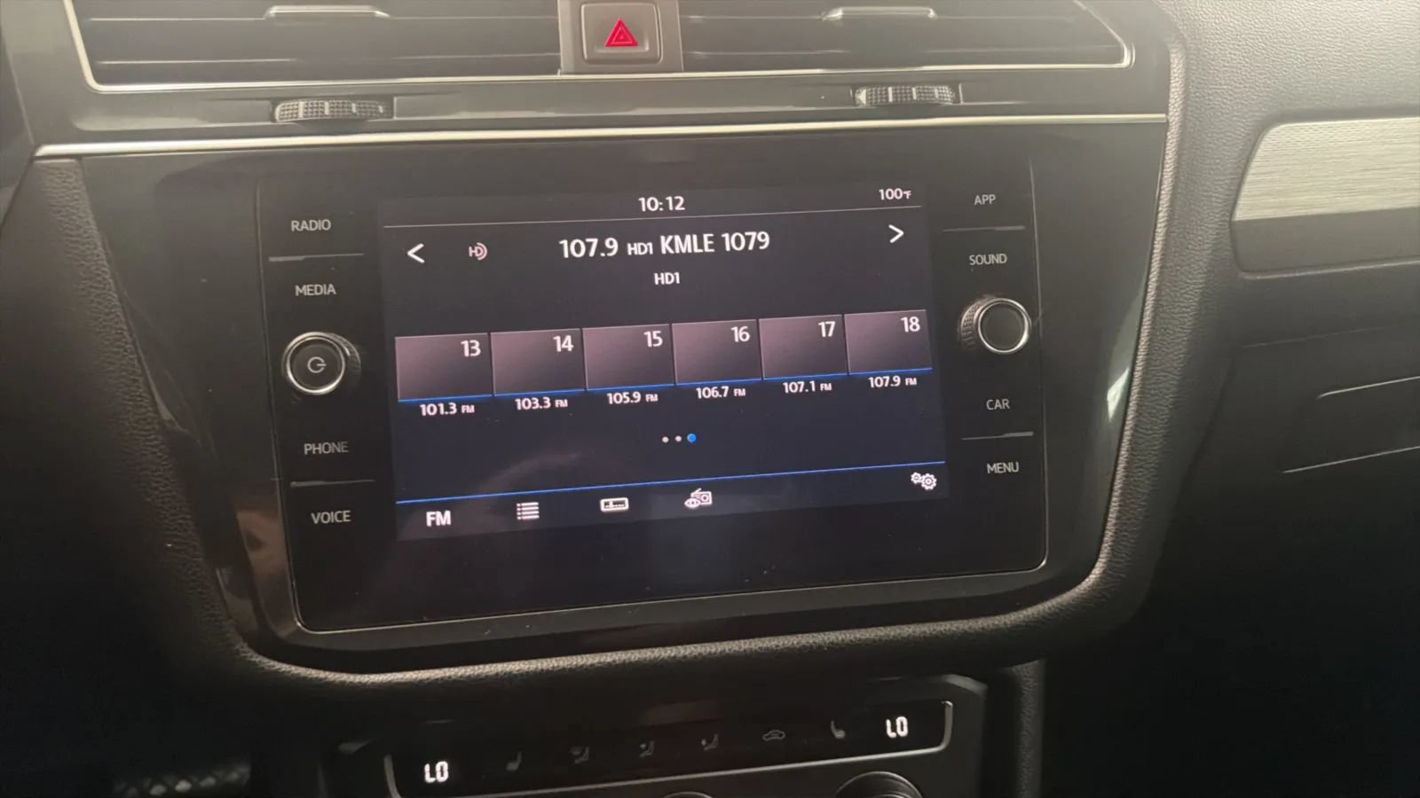 Used 2019 Volkswagen Tiguan SE FWD image 13