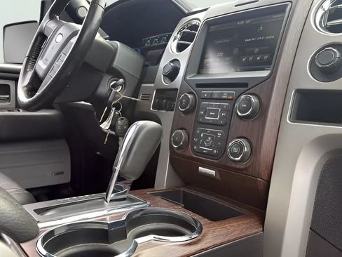 Used 2014 Ford F150 Lariat w/ Equipment Group 502A Luxury AWD/4WD image 11