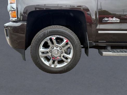 Certified 2018 Chevrolet Silverado 2500 High Country w/ Duramax Plus Package AWD/4WD image 14