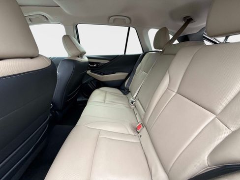 Used 2024 Subaru Outback Limited AWD/4WD image 15