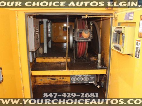 Used 2009 Ford F550 2WD Regular Cab Super Duty image 20