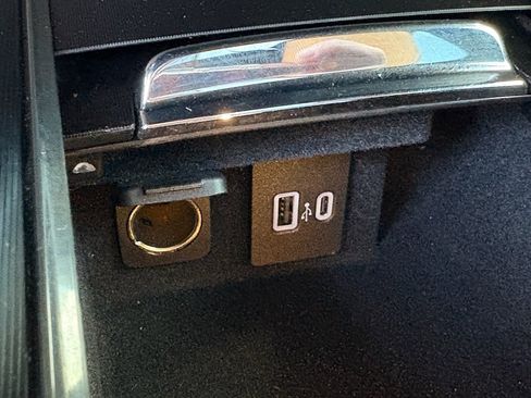 Used 2020 Lincoln Corsair Reserve w/ Elements Package image 24