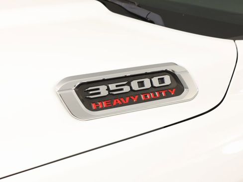 Used 2023 RAM 3500 Tradesman w/ Chrome Appearance Group image 32