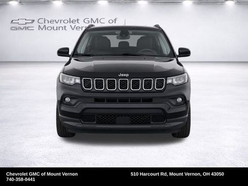 Used 2024 Jeep Compass Latitude AWD/4WD image 36