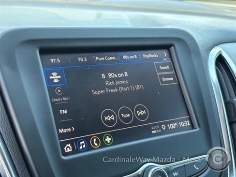Used 2023 Chevrolet Equinox LT w/ Driver Convenience Package image 22