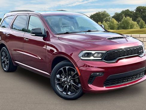 Used 2021 Dodge Durango GT RWD image 2