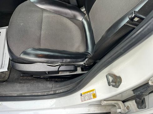 Used 2016 Chevrolet Malibu LT image 19