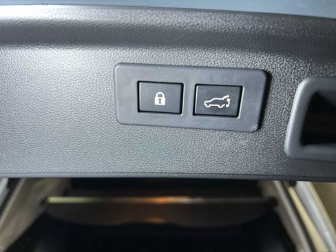 Used 2021 Subaru Forester Premium w/ Popular Package #1 AWD/4WD image 17