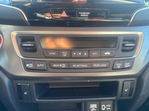 Used 2022 Honda Pilot Special Edition image 35