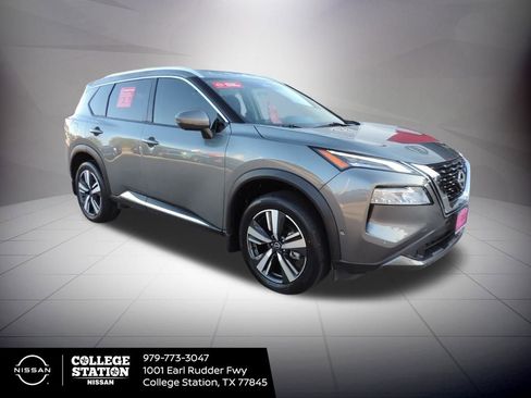 Certified 2023 Nissan Rogue SL w/ SL Premium Package image 3
