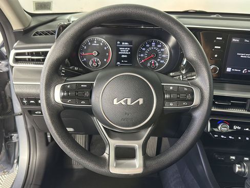 Used 2023 Kia K5 LXS FWD image 12