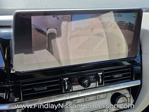New 2026 Nissan Pathfinder SL FWD image 14