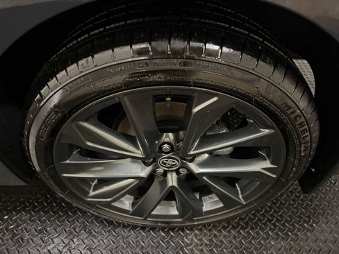 Certified 2025 Toyota Corolla SE image 9