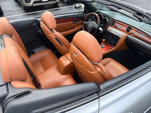 Used 2007 Lexus SC 430 Convertible RWD image 14