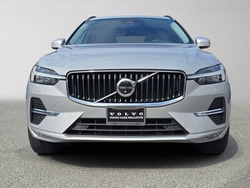 Used 2022 Volvo XC60 B5 Momentum w/ Advanced Package AWD/4WD image 8