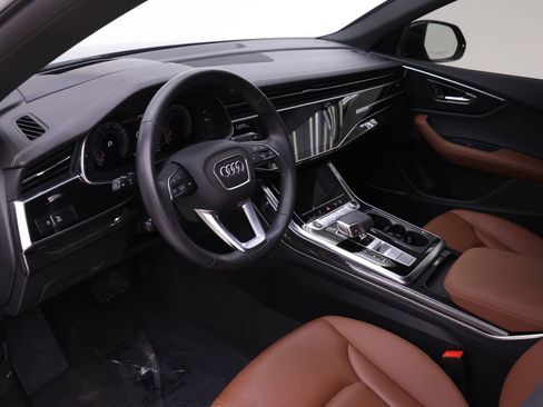 Certified 2023 Audi Q8 Prestige w/ Prestige Package image 6